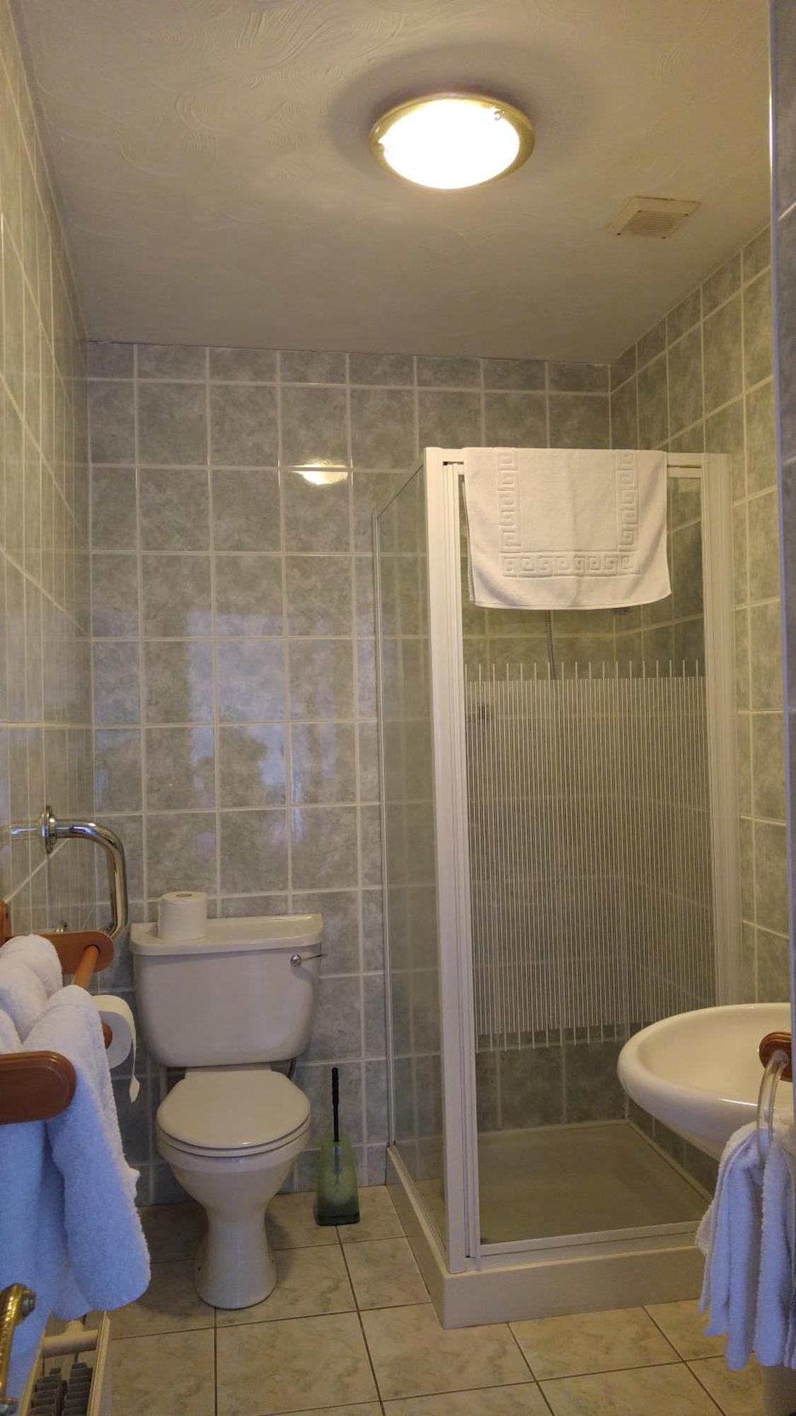 Whitehouse Guest House Stirling Bagian luar foto